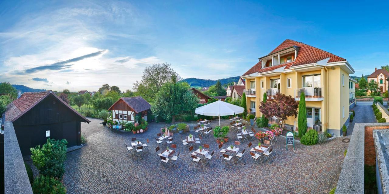 Landgasthof Kranz Ohlsbach ภายนอก รูปภาพ
